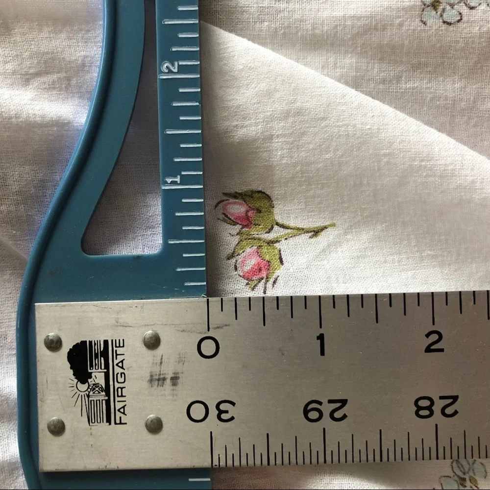 Cottage Roses Twin Bedspread